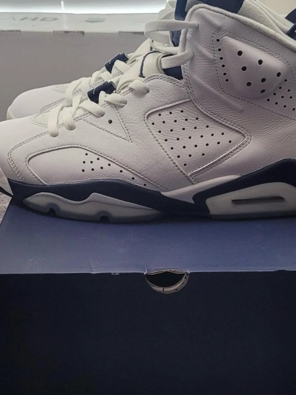 Jordan 6 midnight navy size 12 mens